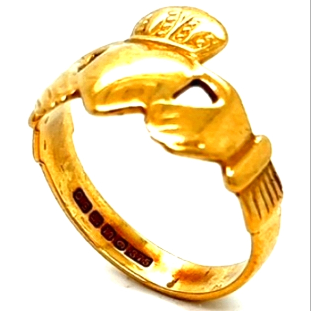 Irish Claddagh Ring Authentic 9K Yellow Gold Ring.